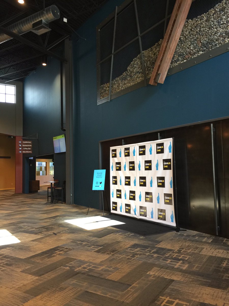 RonRigdon's tweet photo. Awesome getting to photo the #TheGeniusOfOne book signing w/ our pastor @gbholder @crossingstl #MakeUs1 https://t.co/n7nNVSaRgl