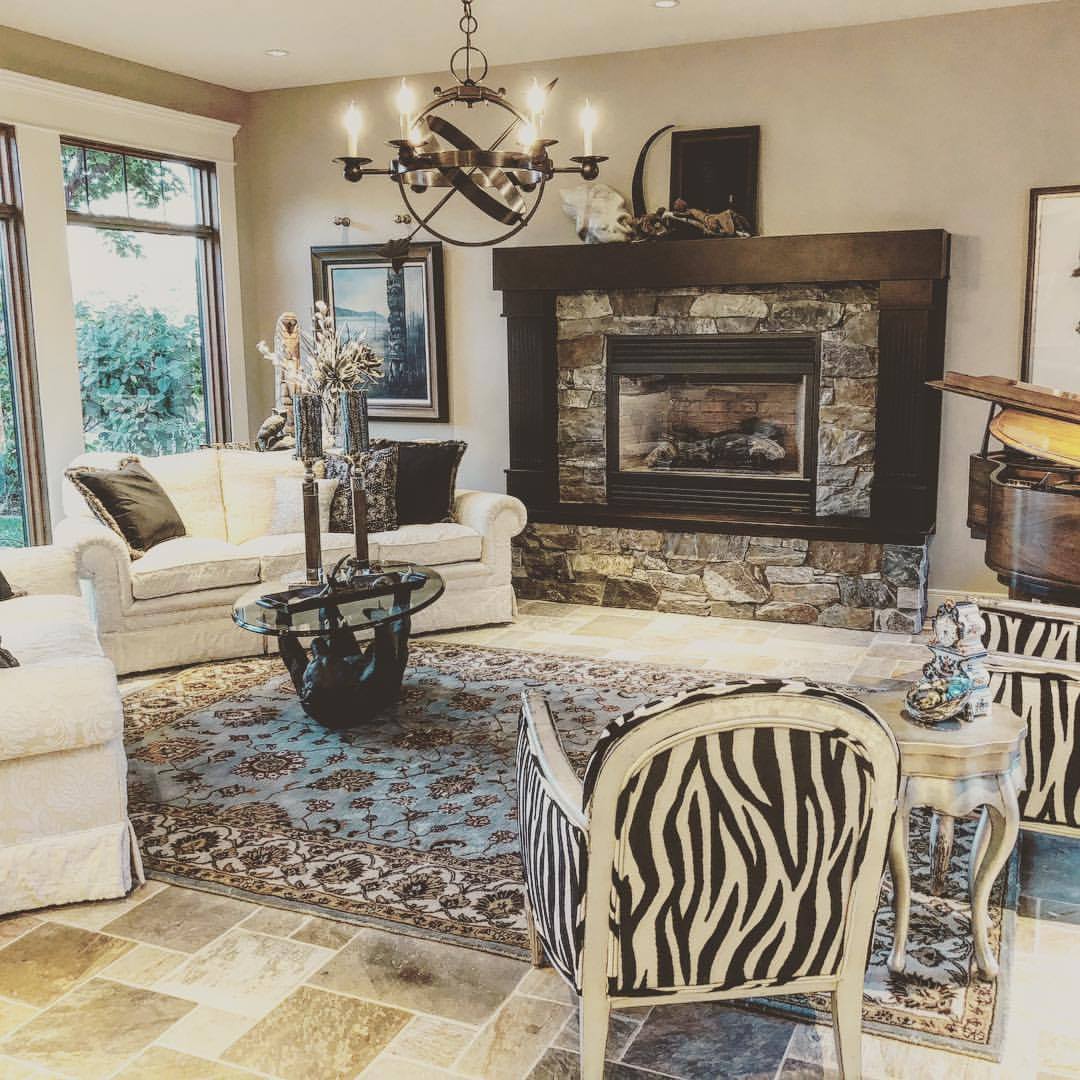 SamShakura's tweet image. Nothing like a #couture @Kravet #zebra #fabric to shake up a #traditional #interiordesign space at a @rockhousestyle #design client’s #home