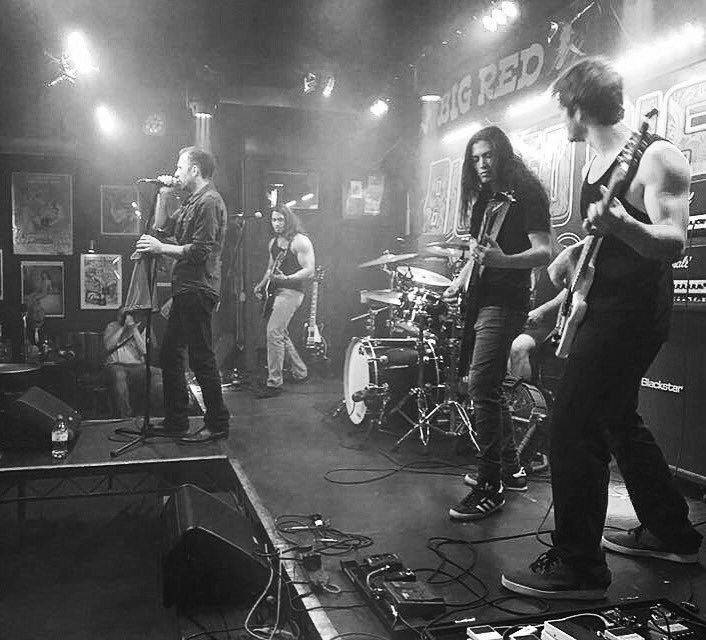 _SOAR_band's tweet photo. @BigRed_Rising @TheBigRedLondon #SOAR https://t.co/cynA9eO6No