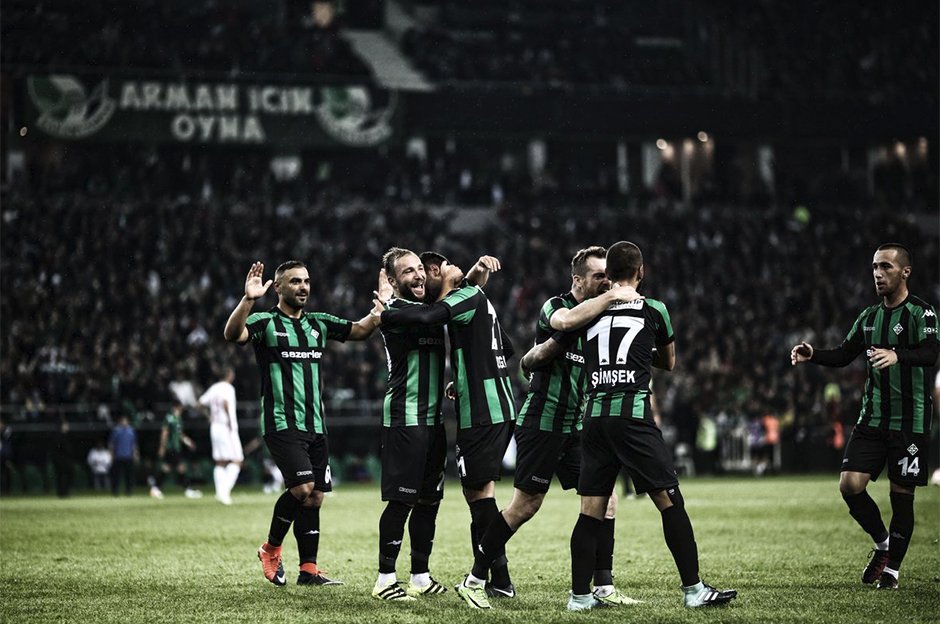 Sakaryaspor yeni stadında!
ntvspor.net/futbol/sakarya…