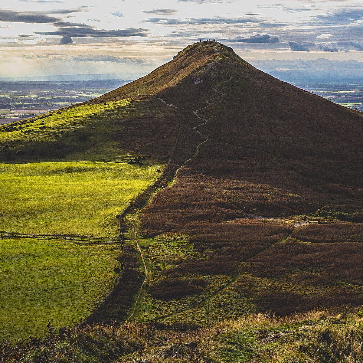 NavTrek1's tweet photo. As we enter National Map reading week, why not grab a copy of OL 26 and navigate around these beautiful contours.
#NationalMapReadingWeek https://t.co/MBOyKkWAf5