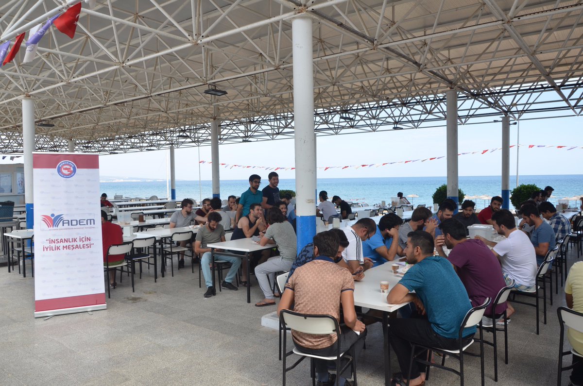 beyhaneyup44's tweet photo. Mersin/Silifke Erkek Öğrenci kampımız sosyal etkinlikler kapsamında, denizde yüzme, atölye fikir çalışmaları, spor vb. etkinlikler yapıldı https://t.co/dAsGzy5aZG