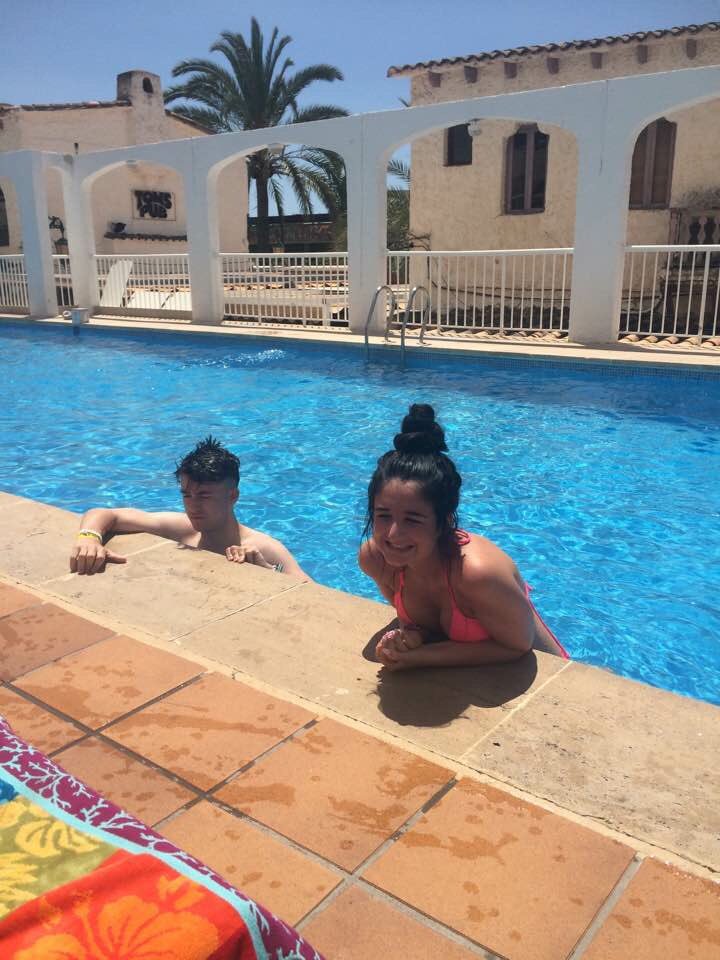 Happy birthday babes hope you enjoyed 2️⃣0️⃣🎉🎉 <a href="/HaylsSylvester_/">Hayley Sylvester</a>