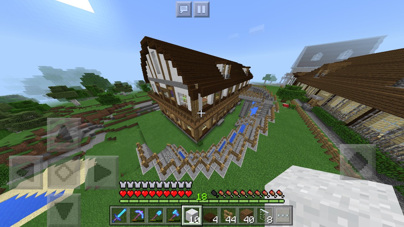 アオイ Na Twitterze 屋根張りおわりー あとは窓とその他装飾 じっくりごちゃらせていきたいところ 内部を松で骨組みたいにした所がこだわりポイントです 窓はまだ全然設置してませんが 各所に置いてる色ガラスは放牧してる羊の色とリンクしていたりします マイクラpe