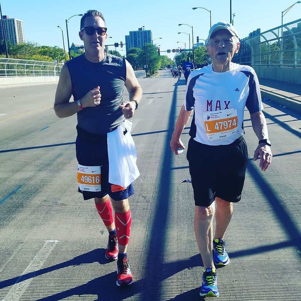 262Whisperer's tweet photo. One more mile!! @chimarathon

#maxsfirstmarathon #belikemax #81andgettinitdone #funontherun #coachdenise #onerunneratatime #youtoocando262 … https://t.co/3tJNhIarBe