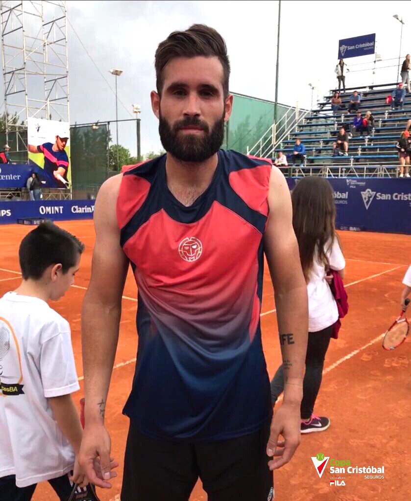 Otro durísimo partido de más de 3 horas: <a href="/marcginer10/">Marc Giner</a> venció q Juani Galarza 6-7 (5) 6-4 y 7-6 (8). ¡Es el turno del Kids Day!