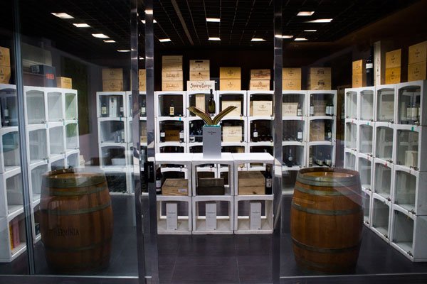 bonrotllo's tweet photo. ¡Nos vemos en Divinum Barcelona! ➤https://t.co/Syq93DzMly #divinumbarcelona #divinumbcn #cavadeguarda #winebar #winelovers #weinelover #wine https://t.co/pR72sF16D2