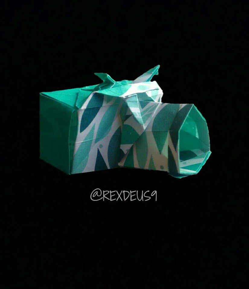 REXDEUS9's tweet photo. Transformamos nuestra realidad #Origami #Sunday #photography #RexDeus #follow4follow #SiguemeYTeSigo https://t.co/S5xqvxW4gp
