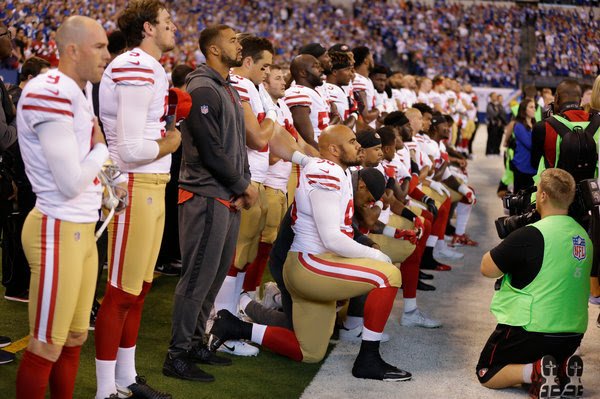 RedTRaccoon's tweet photo. Do you know what a real leader would do at the Colts game?

He would have spoken with these men &amp; heard their concerns

Mike Pence just left https://t.co/1s4kONxuz4