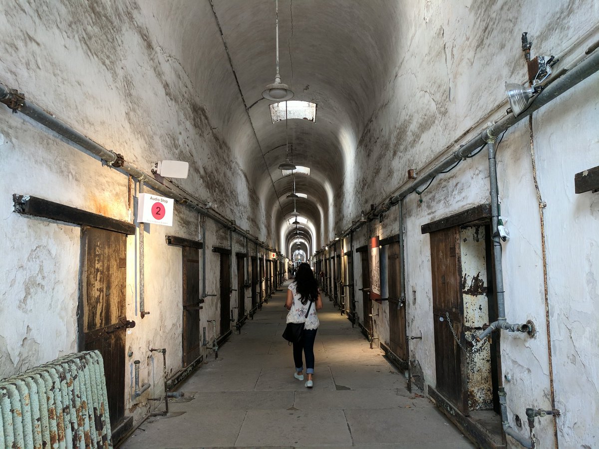 YashYanthi's tweet photo. Scaring the kids by taking them on a tour of @easternstate in @visitphilly #MurphysDoPhilly #PhillyPartner #TeamPixel https://t.co/jNLT6X5IZx