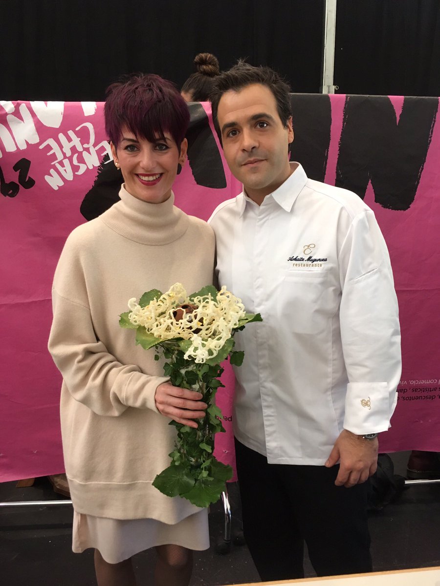 edurnesenosiain's tweet photo. Desfile #trendingchef ramo @restauranteuropa diseño #InmaculadaGarcia https://t.co/WXSDe4Pxf2