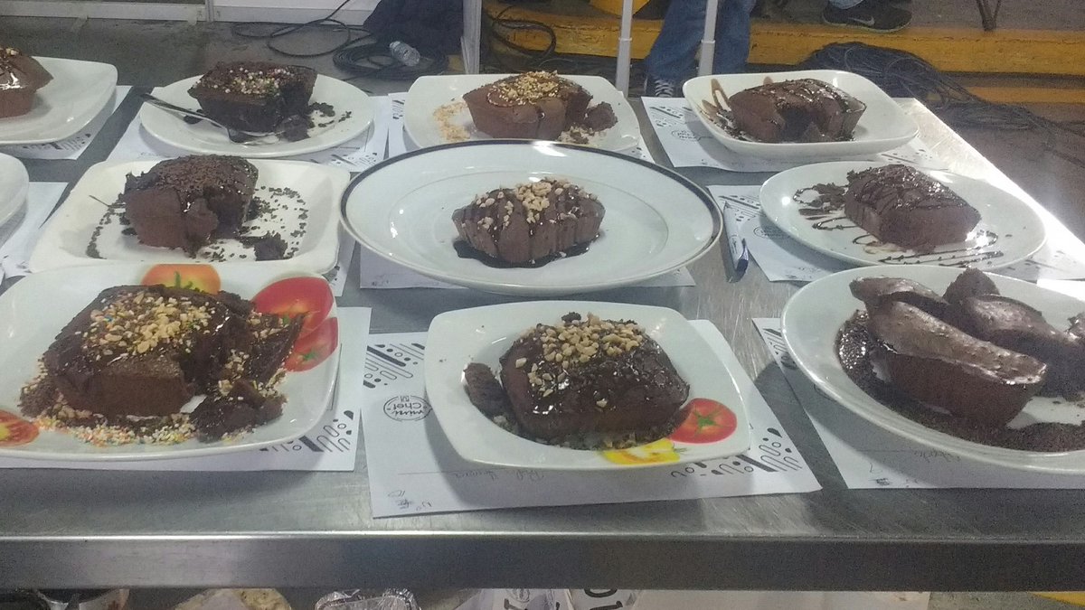 somosgamave's tweet photo. ¡Estos pequeños se las traen! Hicieron un gran trabajo con sus Choco Cakes. ¿Están de acuerdo? #MiniChefEG https://t.co/XbVtOOwMDK