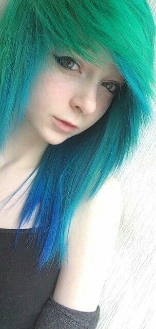 Less22Love's tweet image. Be happy😀😀