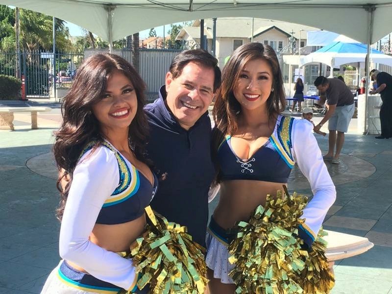 LAGREEKFEST's tweet photo. @tomhanks #LaGreekfest is looking HOT right now. 🔥 We've got the LA Chargers Cheerleaders in the house. 🇬🇷✨ Lets get this party started! https://t.co/uti4pUT3b2