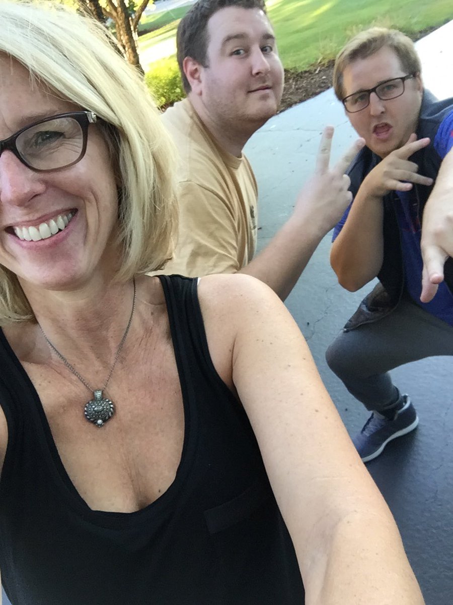 hihoowhat's tweet photo. Happy with my boys! #BLESSED #Squad #LoveMySons #wheresEm @EmersonKersten @RKThump53 @MaxKersten47 https://t.co/AAfvp7tXJr