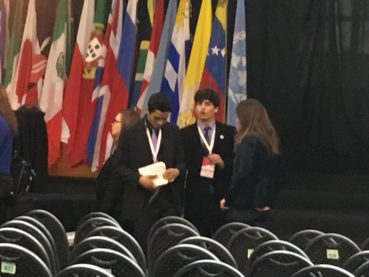 defina_gabriela's tweet photo. #UMCABA @ConcienciaJoven @AsConciencia @conimingolo @Camila_Mollo @brunoquintana3 felicitaciones por tanto trabajo! https://t.co/X317Rf9SEO