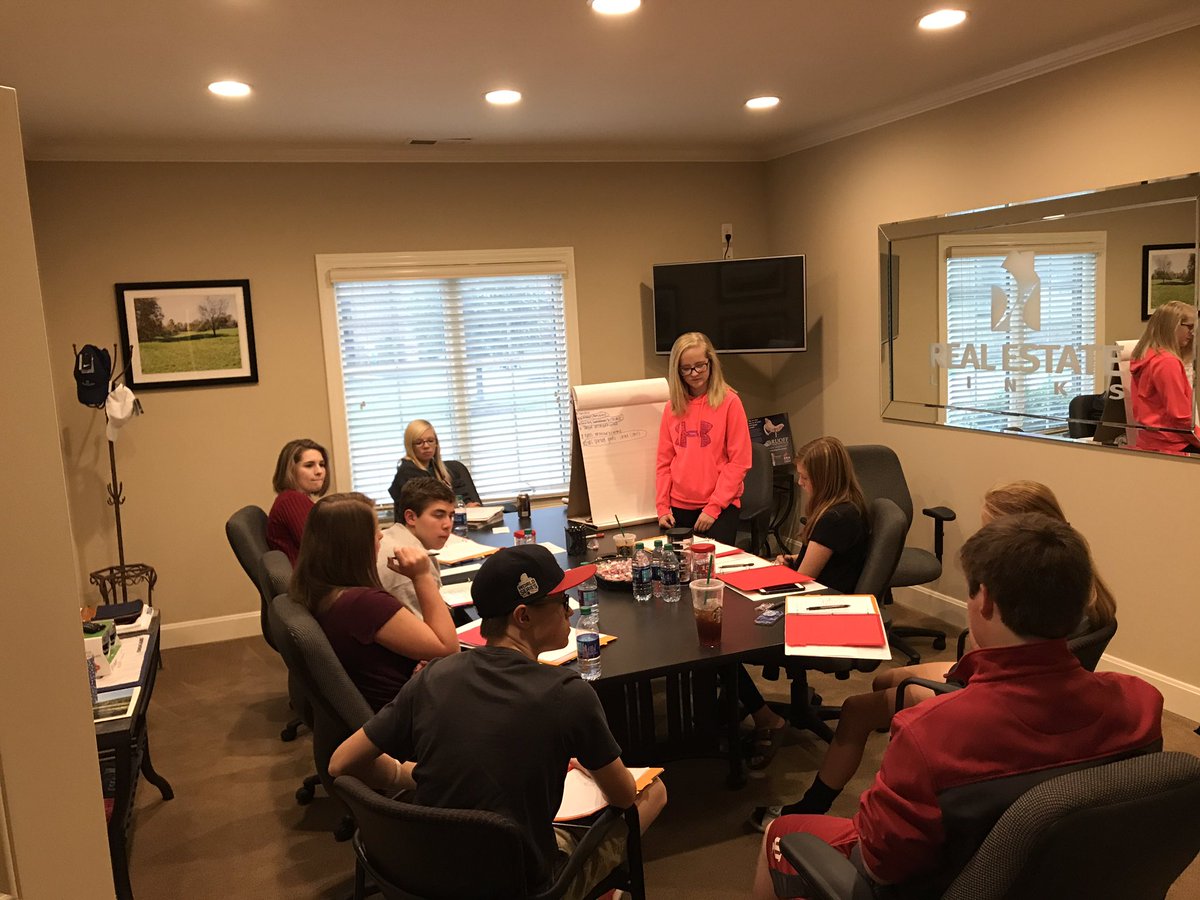 Dutchness's tweet photo. I am super pumped and excited I get to work with these amazing kids on the Jr Board @ColbyandCate https://t.co/YMYo6kKlBt