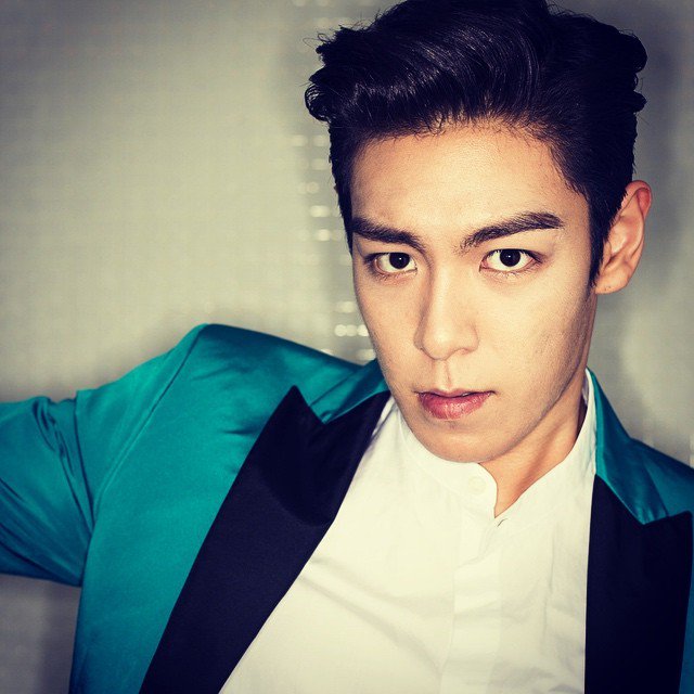 TOP_oftheTOP's tweet image. #TOPmemories 😍~2015~
A new Week 💪Fighting💪
Pls take care of yourself🙏❤
#BIGBANG #TOP #ChoiSeungHyun #탑 #최승현 #빅뱅
cr kkotphoto