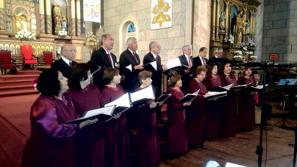 constantinogue's tweet image. 🔴 Coro Tierra Amarilla, Región Atacama en la Basílica menor #Andacollo @LaRegionDiario @Elregionalcl @elandacollino