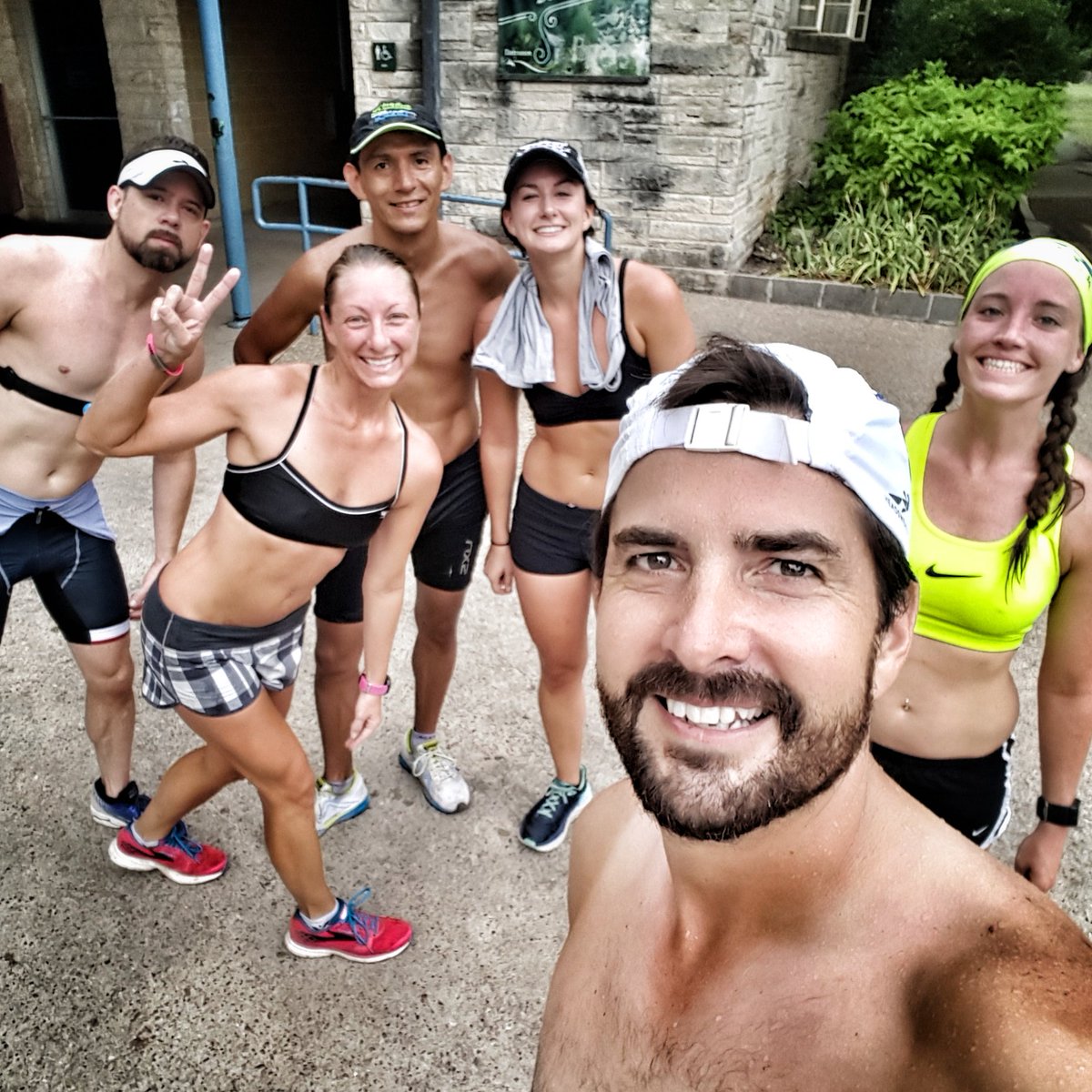 AustinT3's tweet image. Austin T3 athletes after an open water swim/run workout.