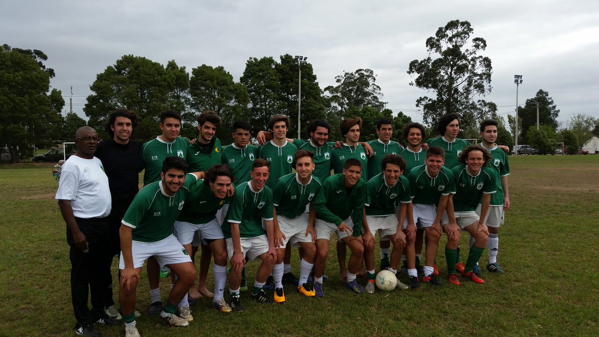 Tenis_Pinar's tweet photo. La Sub18 clasificó  para la copa de oro, dirigida por Próspero Silva https://t.co/4wGcQOUHWy