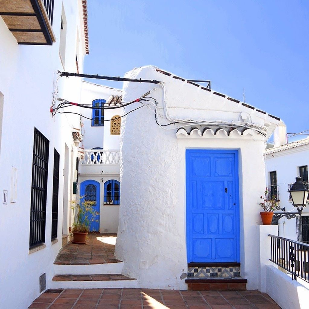 アトリエ シエル Twitter ನಲ ಲ 白い壁と青いドア ドア 青いドア 白壁 スペイン アンダルシア地方 アンダルシア フリヒリアナ フリヒリアーナ Europe Spain Frigiliana Instagood Ig Europe T Co Q7ifenydta T Co Xli39iqslg