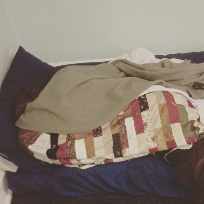 amacphailfausey's tweet photo. Was looking through some old pictures, and remembered this one from senior year of college when Sarah and I were overworked and she decided to take a quick nap in my (much too cold) room... Yes, there is a person underneath those blankets #imarriedthisburrito https://t.co/7j4hxbqxJN