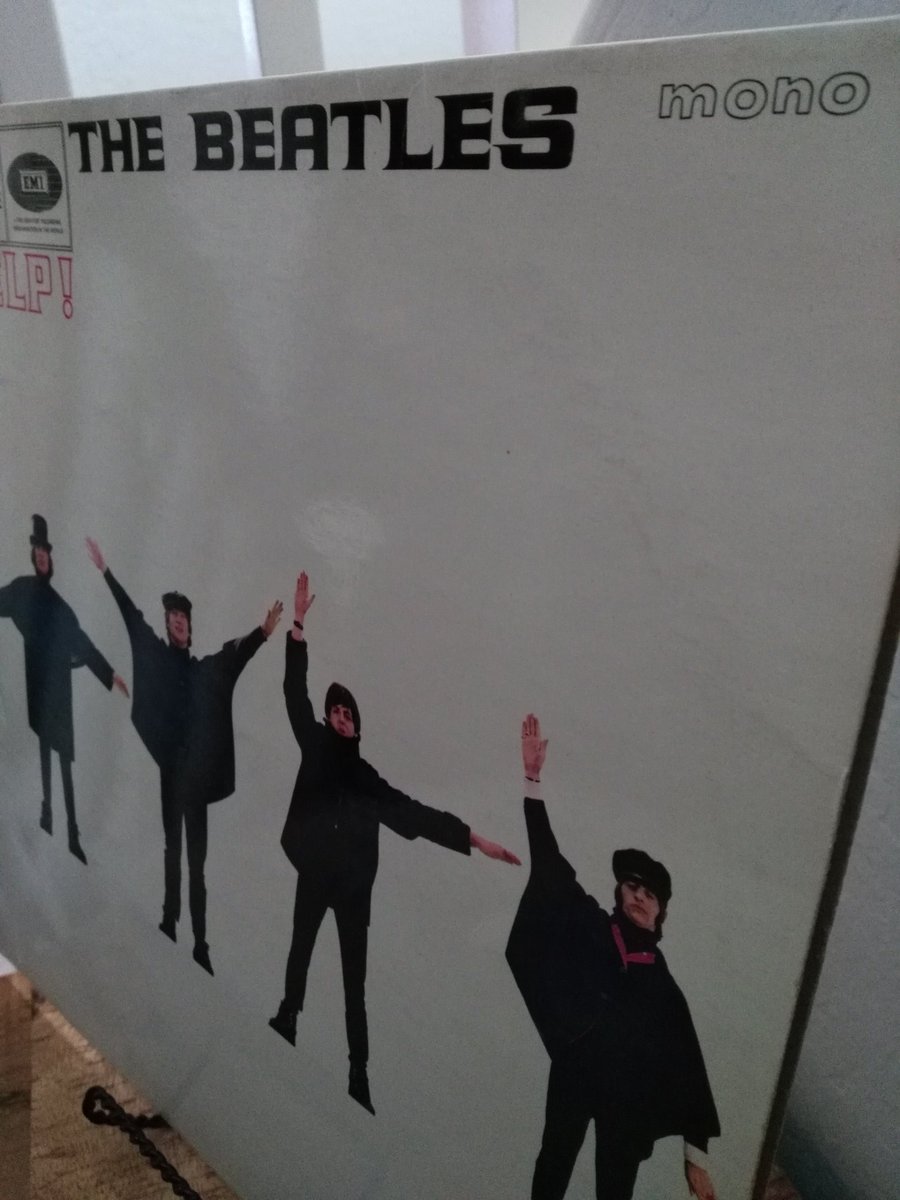 damien_deeomen's tweet photo. #NowPlaying @thebeatles  #Help. UK E.M I. Records. Hayes, Middlesex. PMC1255 https://t.co/0tsXMRvhgC