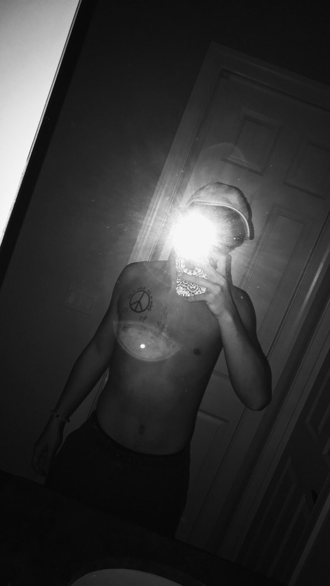 Tyler noBEARDatALL tweet media