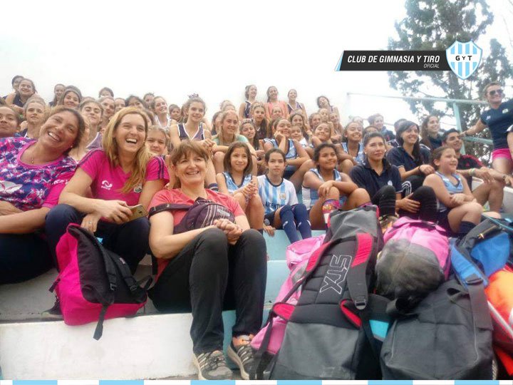 gytoficial's tweet photo. #Hcokey 🏑|| Las divisiones inferiores de Gimnasia y Tiro fueron anfitriones de las chicas de Uru Curé. https://t.co/cW69ULICe2 https://t.co/axtm0NFfLI