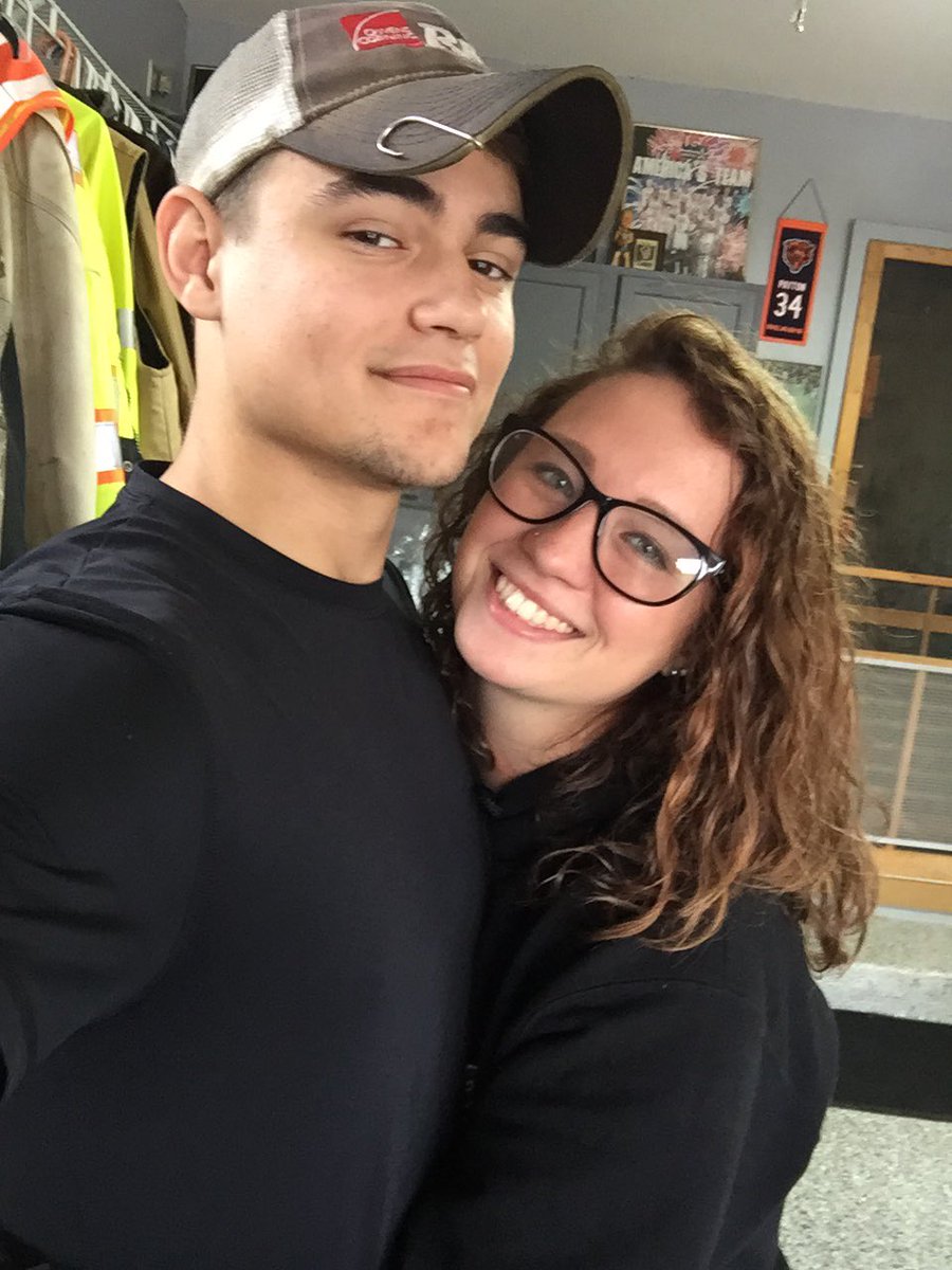 breee_bri15's tweet photo. 💜💙 https://t.co/OTDaEPIyWv