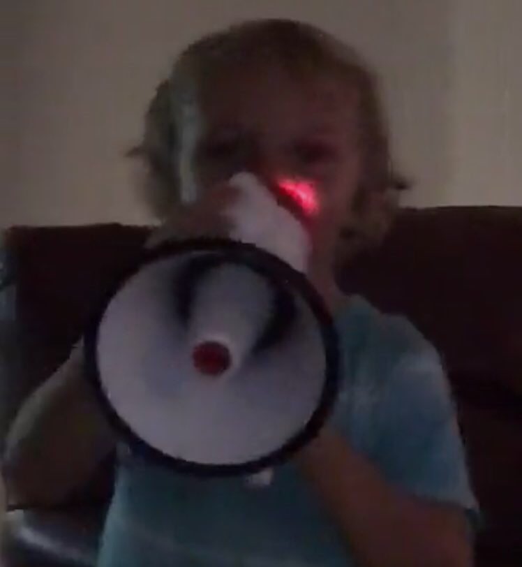 thamaliito's tweet image. JUUUUUUAAAAANPA MERECE TODOOOO LO BONITO DEL MUNDOOOOOOO PUEDEEEEN DEJARLO RESPIRAR POR FAVOOOOOOR