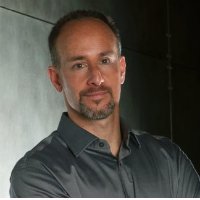 ExecutivesAHour's tweet photo. Dr. Joshua Klapow - #Chief #Behavioral #Scientist at #ChipRewards. FULL interview on https://t.co/pR7YSOOuRx #podcast @drjoshk https://t.co/dW2uRKfEBZ