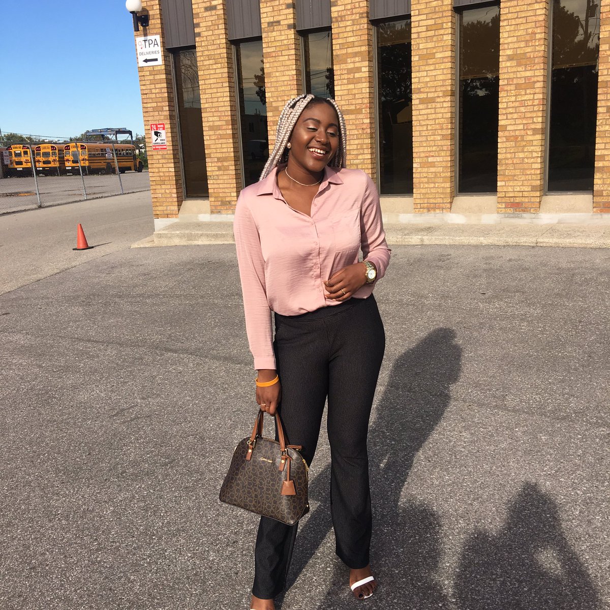 Karims__'s tweet photo. smiley smiley ✨✨ #KayStyles https://t.co/N2X3rJyTGA