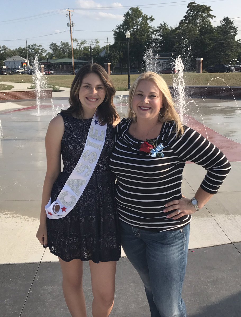 CassieStuber's tweet photo. #iDriveSafeFor My Mom. https://t.co/8uqgPeLTh2