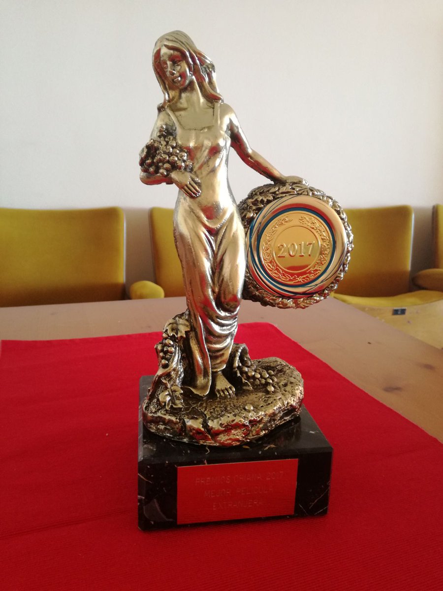 luisafilm's tweet photo. LUISA dirigida por Juan Carlos Wessolossky gana el premio Oriana como Mejor película Extranjera https://t.co/fF5dHAs6hR