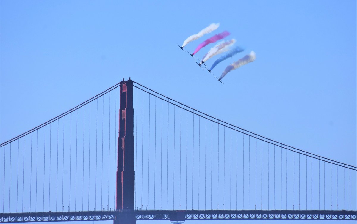GTBundyPhotos's tweet photo. Today's Air Show @ SF Fleet Week 2017. More @ https://t.co/7L3ppJf9Th #blueangels #patriotsjetteam #sffleetweek #fleetweeksf #fleetweek2017 https://t.co/Zn8ktBkMSs