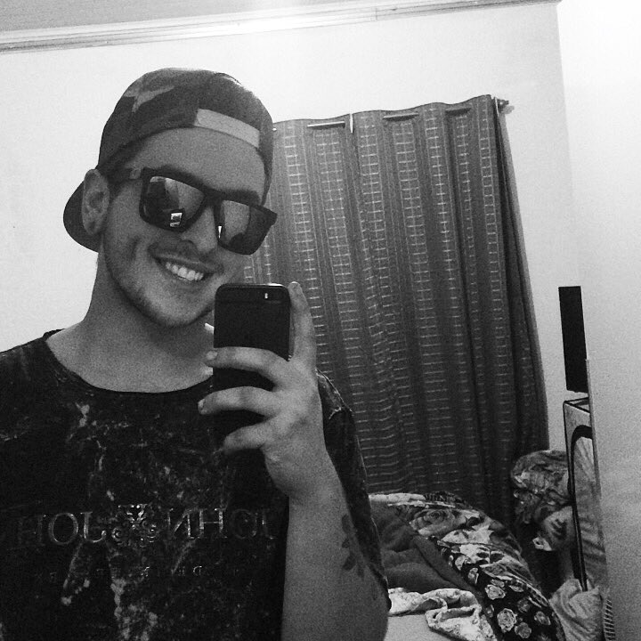 TheteuMachado's tweet photo. 🤙🏻 https://t.co/885PxvYryT