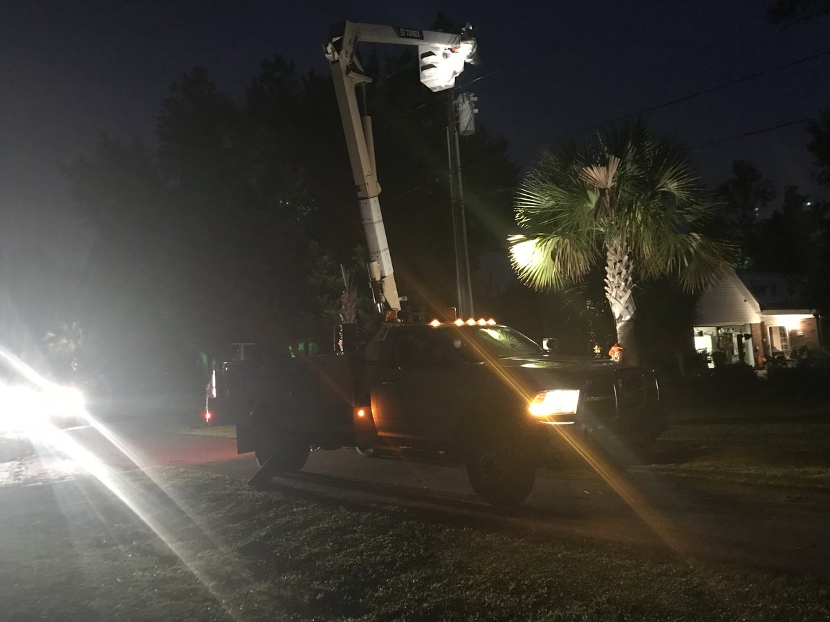 SRECooperative's tweet photo. Our 113 outside employees grew to nearly 500 today. Thank you to the 8 visiting MS electric co-ops and 5 contract crews. #naterecovery https://t.co/fvMwk3DS4w