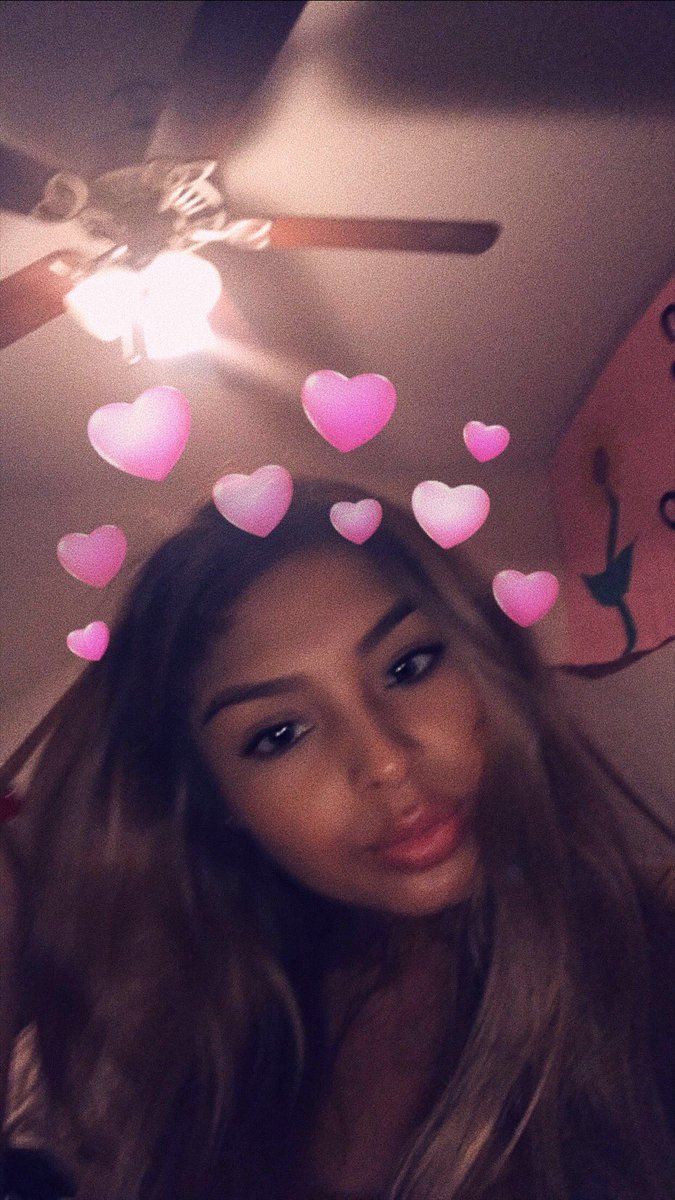 Positivekayla's tweet image. This sc filter really doing the most for me <33