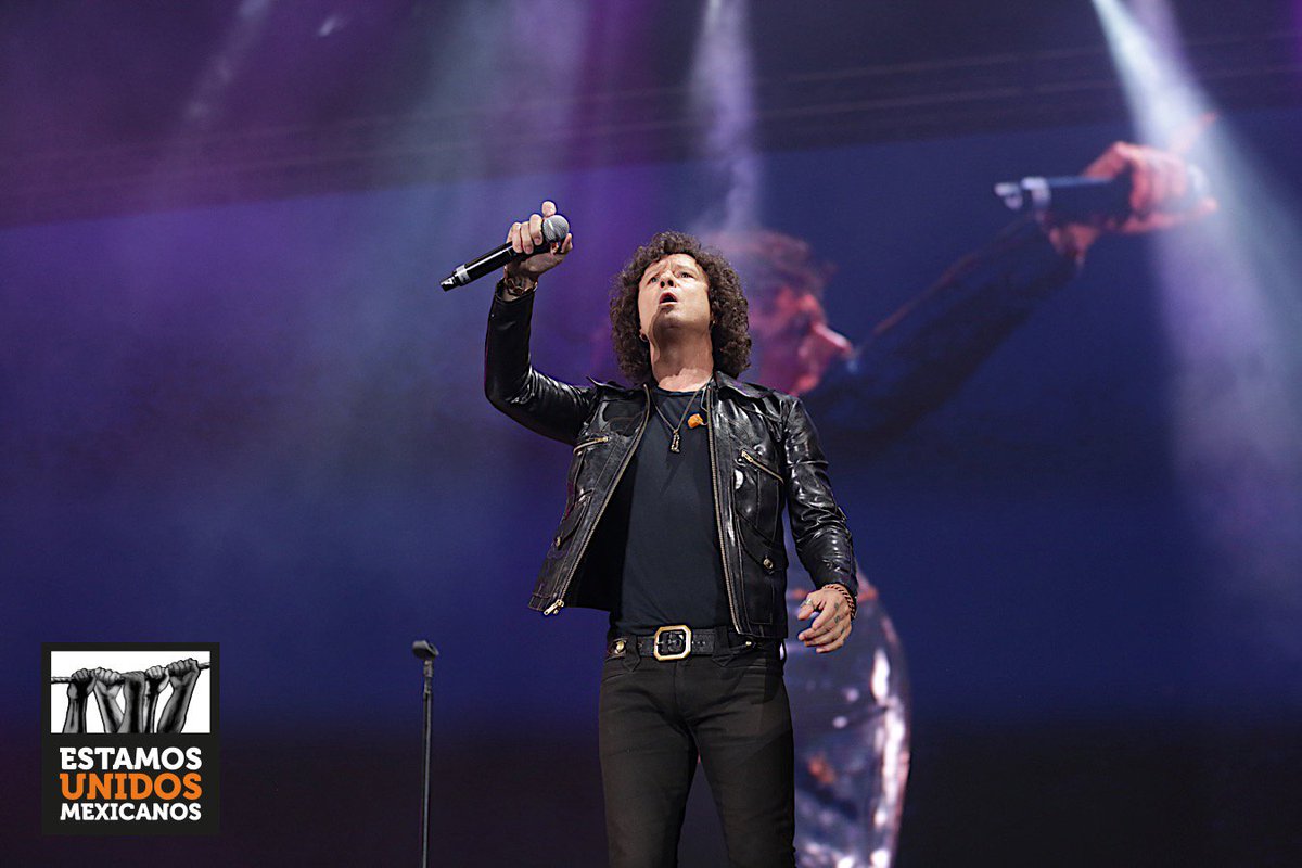 No hubo palabras, sólo fuimos uno con <a href="/bunburyoficial/">Enrique Bunbury</a> esta noche. #EstamosUnidosMexicanos