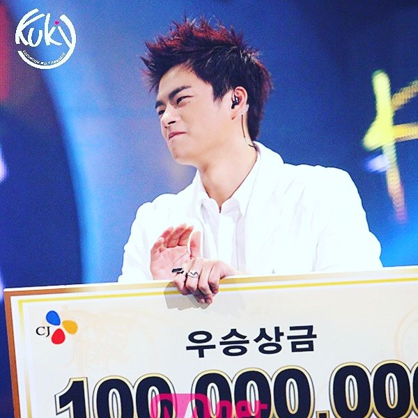 슈퍼스타k 첫번째 우승.
8년 전 오늘. 이날의 감동 눈물 잊지 않겠습니다. 사랑합니다. #서인국