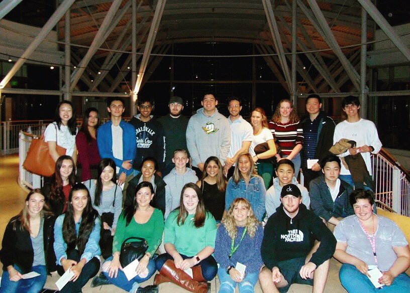 UO Alpha Kappa Psi tweet media