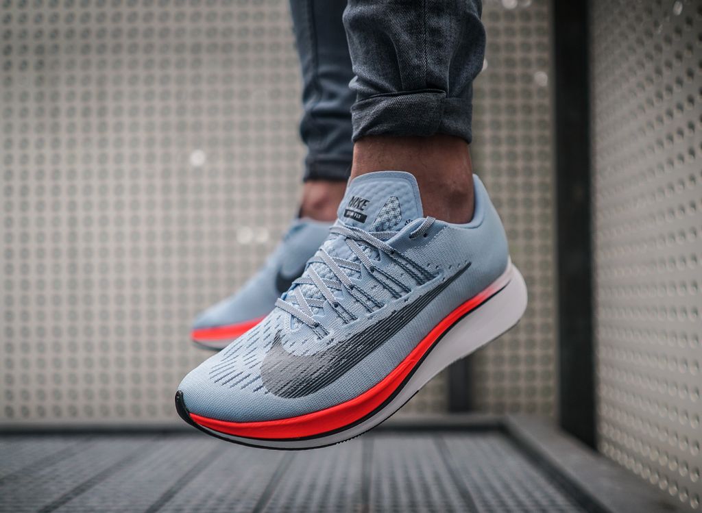 zoom fly ice blue