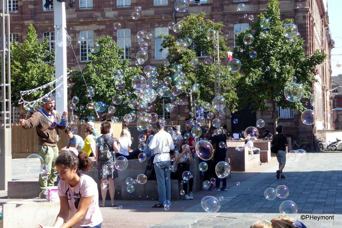 TravelGumbo's tweet photo. #ChasingBubbles at #StrasbourgCathedral #France #ttot
TravelGumbo #PicOfTheDay Oct. 28
https://t.co/obsRtI3QrY https://t.co/0niyDIz5le
