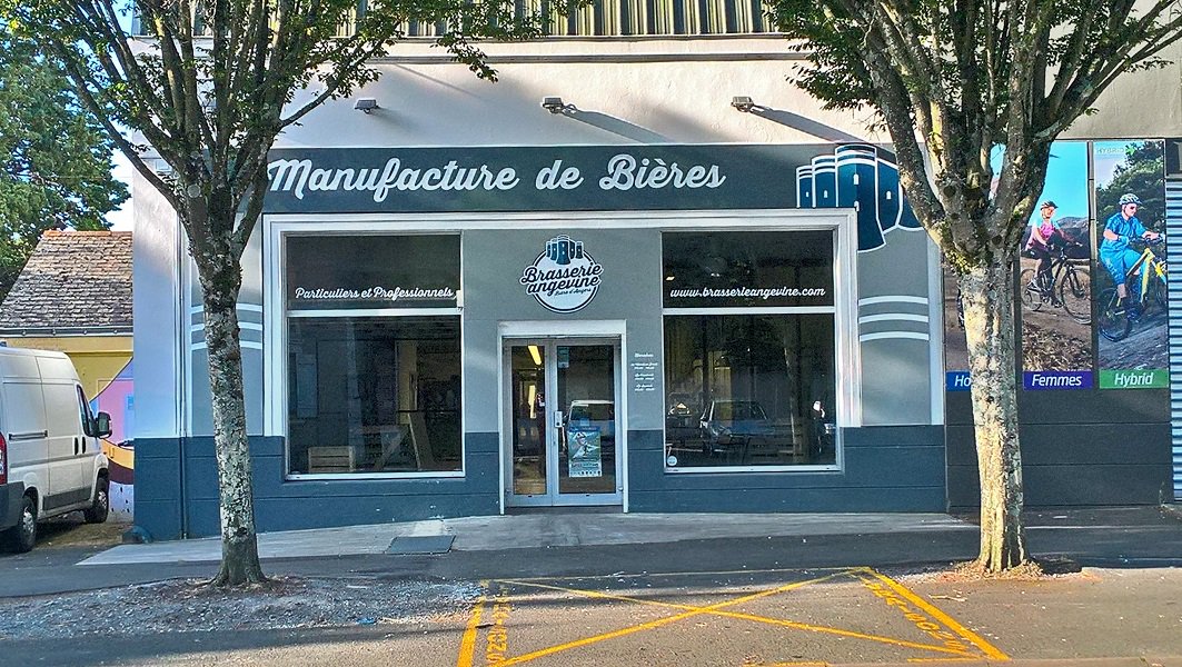 EchappeesBL's tweet photo. Une petite soif ? De découverte?  @brewangevine vous invite à découvrir ses bières ce weekend aux Salons Curnonsky ! https://t.co/jXP6Mw80MC https://t.co/B4RSN6OQ7B