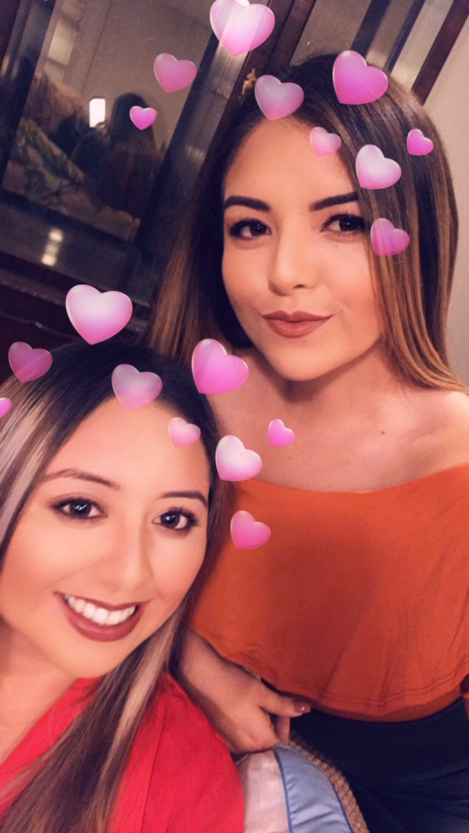chikislizeth08's tweet photo. Love love my hermanita 💕 https://t.co/fEjKGHjmql