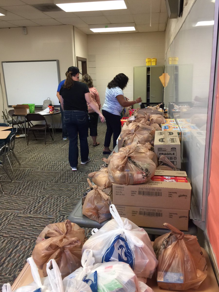3000 students went home w/backpacks of food for fall break, thanks to Second Harvest &amp; partners like Commercial Bank &amp; Cornerstone Church.