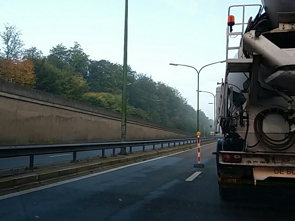 Le très renommé carrefour Léonard a l arrêt... ou presque ... Un classique