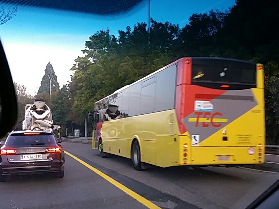 Les bus passent sans problème a l entrée de BXL